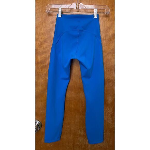 Lululemon InStill High-Rise Tight 23” Poolside Blue Nulu Luxtreme Size 0 Crop - Picture 5 of 7